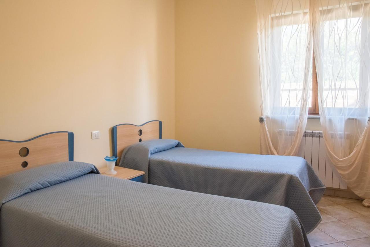 Recidence L' Infinito Apartment Carbognano ภายนอก รูปภาพ