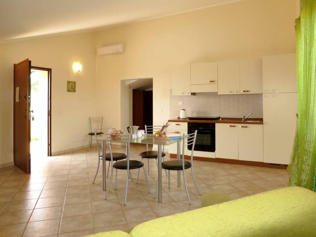 Recidence L' Infinito Apartment Carbognano ภายนอก รูปภาพ